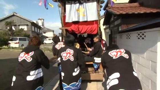 写真：内海の祭礼　一場面