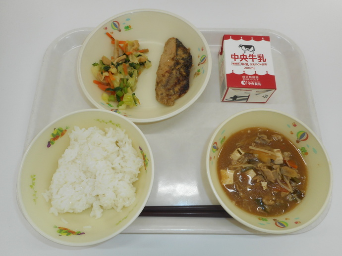 令和7年2月25日の給食