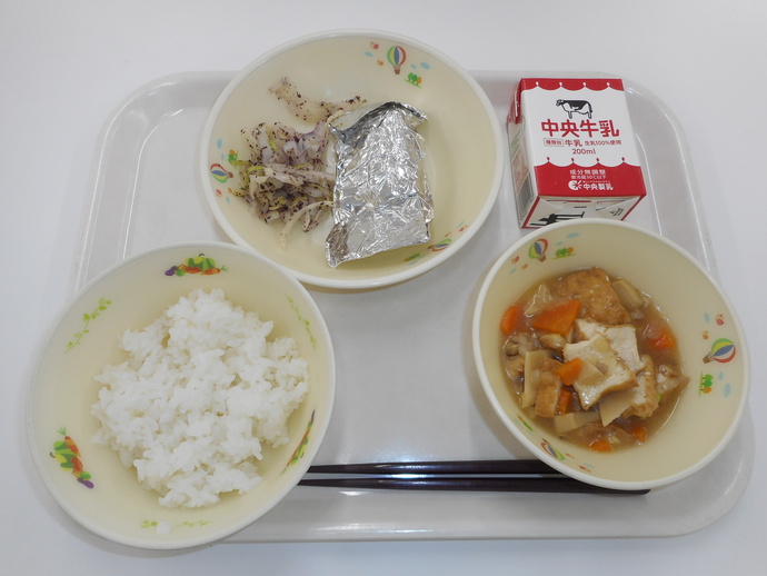 令和7年4月30日の給食