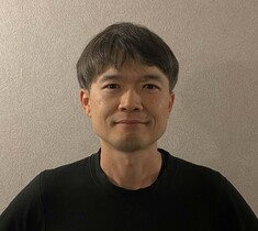 中村建介さんの顔写真